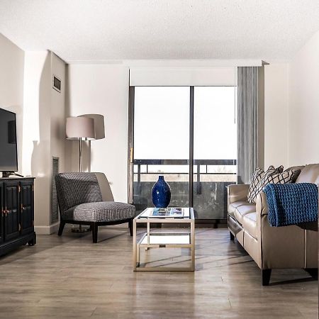 Short Term Rentals At The Park At Trowbridge Senior Community Southfield Bagian luar foto