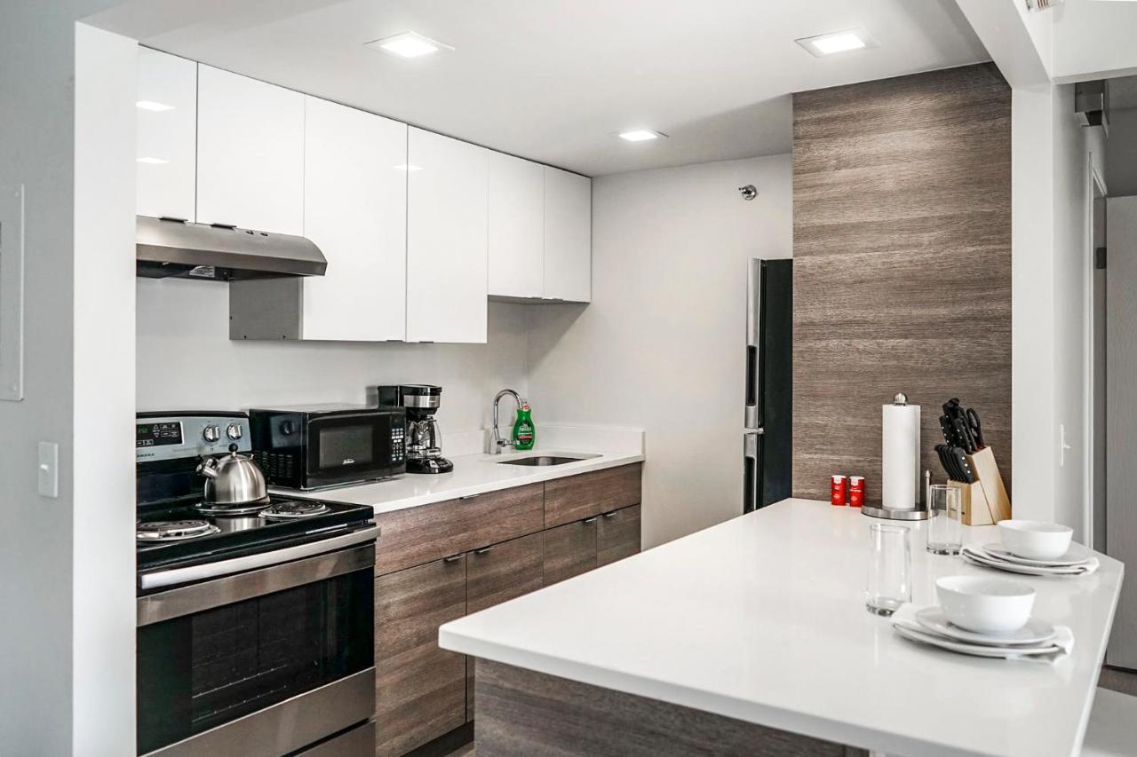 Short Term Rentals At The Park At Trowbridge Senior Community Southfield Bagian luar foto