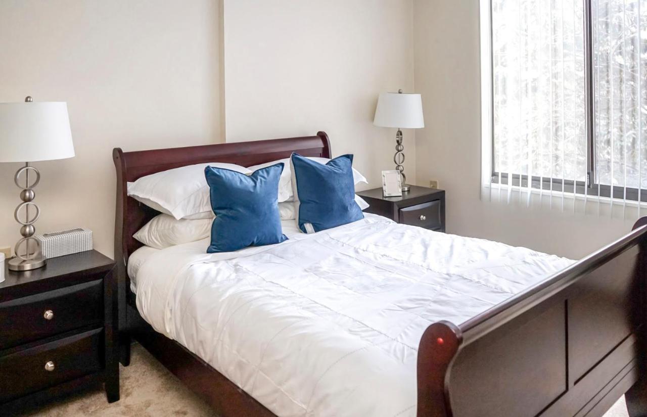 Short Term Rentals At The Park At Trowbridge Senior Community Southfield Bagian luar foto